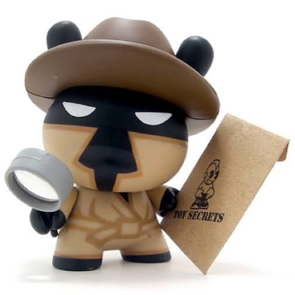 Kidrobot Dunny Series 5 2008 MAD Agent Detective 3” Designer Vinyl Art Toy + Box